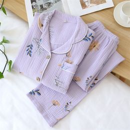 Women Cotton Gauze Pajamas Long Sleeve Spring Pajama Set Purple Lavender Print Sleepwear 2 Piece Casual Loose Sexy Nightwear 220321