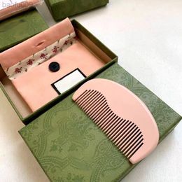 -2022 Pink Mini coiffeurs peigne en bois set Fashion Simple Ladies Portable Travel Home Met Hair Sac L220722