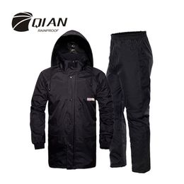 QIAN RAINPROOF Professional Outdoor Raincoat Hidden Rainhat Thicker Mesh Lining Safety Reflective Tape Design Super Rainsuit 210320