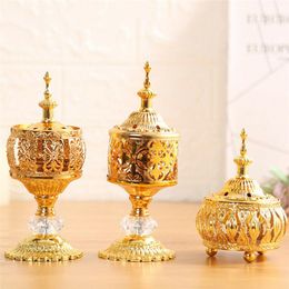 Fragrance Lamps 1Pcs Middle Eastern European Style Creative Lace Incense Burner Fashion Metal Craft Ornament BurnerFragrance