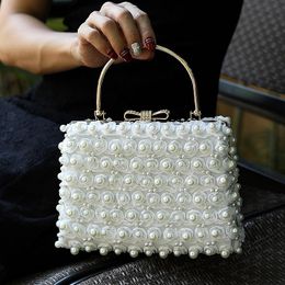 Evening Bags Women Handbag Luxury Lace Pearl Diamond Flower Clutch Bag Party Chain Shoulder Female Sequin Wedding PurseEvening
