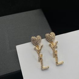 Stud Designer Pearl Earrings for Women Diamond Gold Letter Dangles Earring Designers Jewelry Love Ear Ring Studs with Box Bracelet