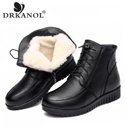 DRKANOL Winter Snow Classic Black Genuine Leather Thick Wool Fur Warm Ankle Low Heel Shoes Women Boots Y200114 GAI GAI GAI