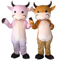 Performance Yellow Cattle Mascot Costumes Halloween Fancy Party Dress Cartoon Character Carnival Xmas Advertising Birthday Party Costume Outfit