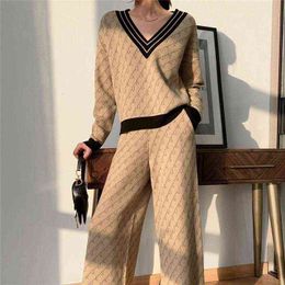 Elegant Knitting Pants Sets For Women Autumn Winter V Neck Pullovers Sweater Top Wide Leg Pants Ladies Chic Jumpers Suits Set T220729