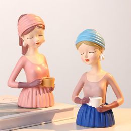 Decorative Objects & Figurines Creative Resin Girl Cute Heart Room Layout Living Desktop Decoration Home Friend Birthday Gift
