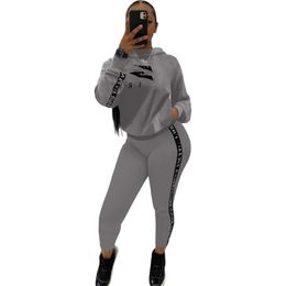 Simenual Fitness Sportswear Tracksuits Push Up Two Piece Sets Women Fashion Casual Workout Skinny Tracksuits Long Sleeve Top And Pants Set N212