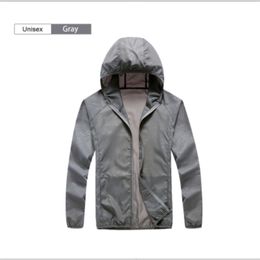 Giacca antipioggia da campeggio Uomo Donna Impermeabile Protezione solare Abbigliamento Pesca Caccia Abbigliamento Giacca a vento ad asciugatura rapida Cappotto anti UV 220808