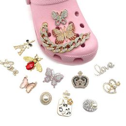 fast delivery mix style metal croc charms reusable bling fashion shoe accessories garden shoe flower decoration gift