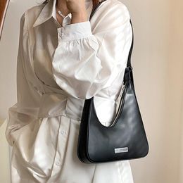 Evening Bags Niche Brand Designer Korean Fashion Shoulder 2022 Solid Colour Irregular Shaped Bag For Women Ladies Sac BolsoEvening