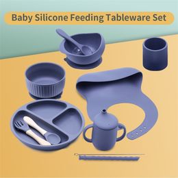 Baby Silicone Feeding Tableware Set Children's Bib Suction Cup Bowl Spoon Dishes BPA Free Food Supplement Bowls Dinner Plate 220512
