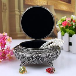 Storage Boxes & Bins Europe Ancient Tin Color Alloy Metal Round Jewelry Box Organizer Makeup Desktop For Home Table Decor Z097Storage