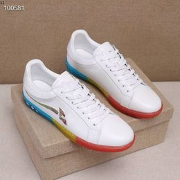 Top quality luxury designer shoes casual sneakers breathable Calfskin with floral embellished rubber outsole very nice mkjlR7895