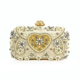Holding evening bag handmade pearl embroidery inlaid with diamond fashion slant craft women's bags