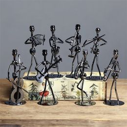 Set of 8pcs Mini Band Sculpture Musical Instrument Figurine Ornament Iron Music Man Figurines Home Decoration Christmas Gift T200331