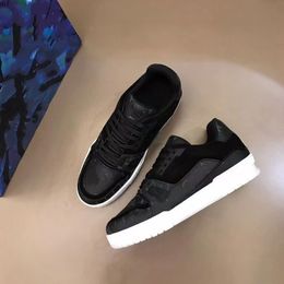 2022designer casual sport shoe men Trainer Sports shoes TPU combination bottom sneakers size 38-45 KMKM8948958