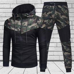 Tracksuit Men Autumn Men Camouflage 2 Piece Set Long Sleeve Shirt and Pants Set Men Workout Clothes Jogging Suit Sportswear 201128