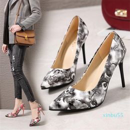 Dress Shoes Large-size Color High Heels For Ladies Matching Sexy High-heeled Stiletto Floral Pointed Pumps Banquet Party