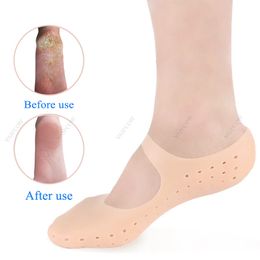 2Pcs=1Pair Silicone Insole Moisturizing Sock Heels Protector Anti Crack Foot Spa Socks Gel Shoes Insoles Feet Care Pedicure Sock