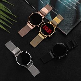 Luxo Rose Gold Digital Red LED Dial relógios para mulheres Belso de aço inoxidável Relógio Ladies Magnet Clock Drop Ship