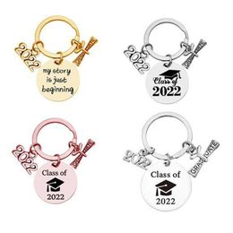 30MM 2022 Graduation Keychain Reel Metal Keychain Pendant Fashion Accessories Key Chain Graduation Gift Keyring