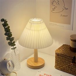 Usb Vintage Pleated Lamp Dimmable Korean Table Light with Led Bead White Warm Yellow for Bedroom Living Room Home Lighting Decor 220329