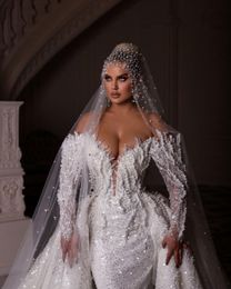 Luxury Ball Gown Wedding Dresses Strapless Lace Long Sleeves Off Shoulder V Neck Beads Sequins Beaded Arabic Bridal Gowns Detachable Train Vintage Robes De Soiree