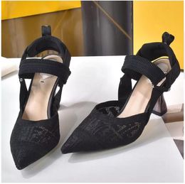 Дизайнерские сандалии на высоком каблуке Summer Fashion Women Shouse Suse размером с 35-42 Stiletto hie 8,5 см.