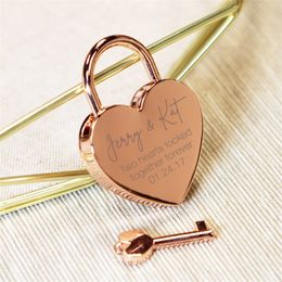 Engraved Heart Shape Padlock with Key Wedding Engagement Valentines Day Gift for Lovers Keepsake Custom Love Token 220707