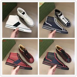 2022 Tennis 1977 Stivali casual in tela Luxurys Designer Scarpe da donna Italia Strisce Web verdi e rosse Suola in gomma Cotone elasticizzato Scarpe da ginnastica basse da uomo