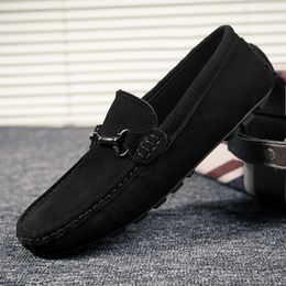 2022 Fashion Moccasins Men Casual Shoes Comfy Breathable Leather Loafers Shoes Men Brand Boat Shoes Soft Classic Handmade Flats