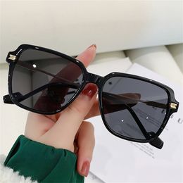 2022 New Metal Korean Style Sunglasses Fashion Trend Sunglasses Wholesale