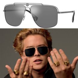 Sunglasses Men fashion Metal Decorative Frame 2243 designer sunglasses for Women Top quality Brand glasses VU400 Original Box