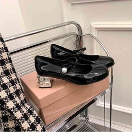Dress Shoes Small Leather Shoes M Pearl Buckle High Heels Luxury Rhinestone Chunky Heeled Sandals Mary Jane Women Shoes 220409