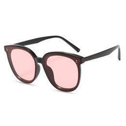 Fashion Sunglasses Womens Trendy Fashion Sun Glasses for Women Ladies with UV400 Protection JH2135