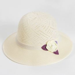 2022 New Ladies Straw Sun Hat Breathable Foldable Flower Decorative Top Hat Dome Panama Style Seaside Vacation Beach Hat