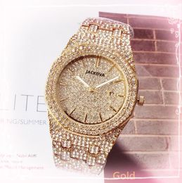 Factory classic Luxury Fashion Crystal Diamonds Men Watches 42mm Women Quartz Large dial Ladies Couples Simple Shinning Popular Wristwatches montre de luxe