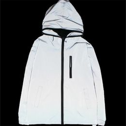 yizlo full reflective jacket men women harajuku windbreaker jackets hooded hiphop streetwear night shiny coats jacket T200107