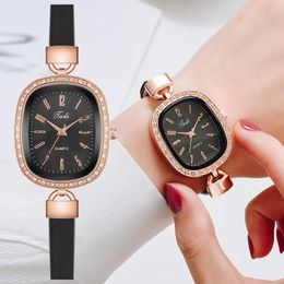 Wristwatches Top Brand Women Bracelet Watches Ladies Thin Leather Strap Rhinestone Wrist Watch Arabic Numerals Dial Quartz Clock Gifts