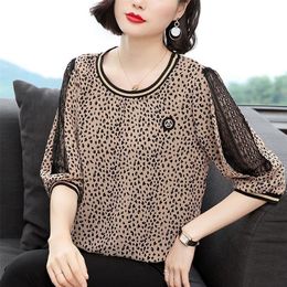 Женщины весенняя летняя блузская рубашка Женщины повседневная ореама для выявления леопардовых блузок.