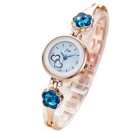 Fashion Bracelet Women Watches Crystal Flower Design Classic Stainless Steel Analogue Quartz Wrist Watch Luxury Heart Lover Clock