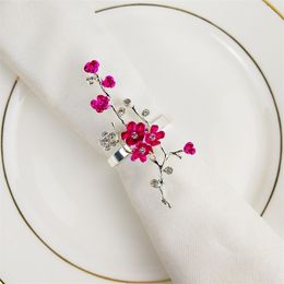 6pcs Exquisite small red flower napkin buckle hotel soft dressing table napkin ring alloy napkin ring wedding party table 201124