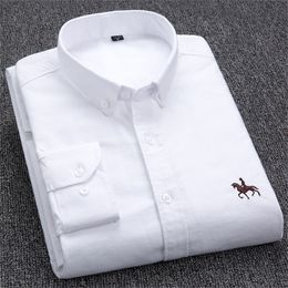 100% Cotton Oxford Shirt Men's Long Sleeve Embroidered Horse Casual Without Pocket Solid Yellow Dress Shirt Men Plus Size 5XL6XL 220401