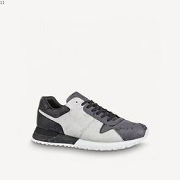 Top Quality Shoes Fashion Sneakers Men Women Leather Flats Luxury Designer Trainers Casual Tennis Dress Sneaker mjb56660