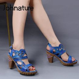 Johnature High Heels Retro Ladies Sandals Women Shoes New Spring Summer Genuine Leather Handpainted Sewing Women Sandals 210226