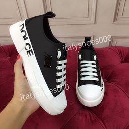 2022 Newest Unisex Slip-on Children Canvas Shoes Summer Winter Plus Velvet for Boys and Girls Korean Baby Family Lovely Shoes hc210803