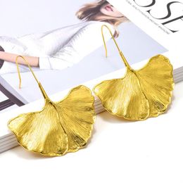Dangle & Chandelier Female Fashion Gold Metal Leaves Earrings For Women Simple Design Long Statement Drop Earring Party Jewellery