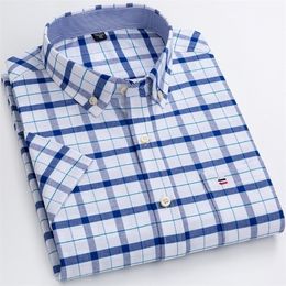 S~7xl Cotton Shirts for Men Short Sleeve Summer Plus Size Plaid Striped Male Business Casual White Regular Fit 220401