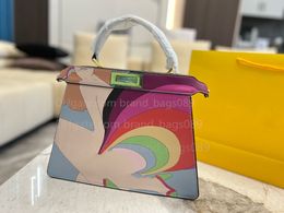 2022 Wholesale Classic Modern Girl tote Designer shopping bags Large capacity crossbody bag Hand-painted graffiti handbag