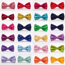 Damat Bow Tie Erkekler Yetişkin İş Evliliği Saf Renk Satin Düz Renk Polyester Yay